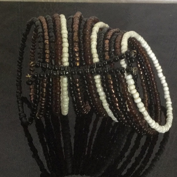 15 Beaded Bracelets Attached Together At Open Cuff - Picture 5 of 5